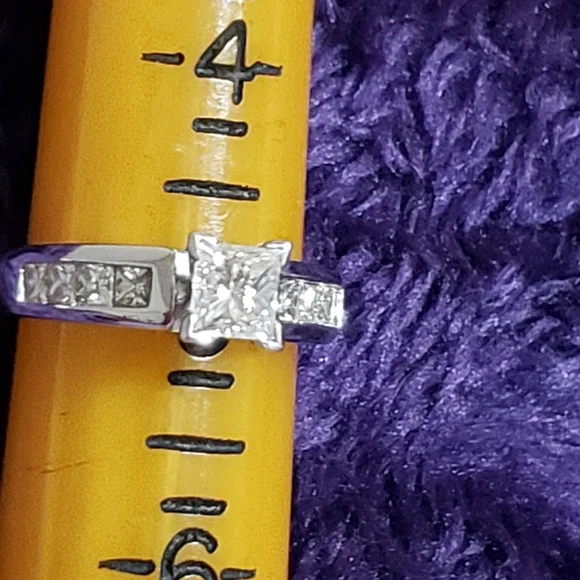 Helzberg Diamonds 14k White Gold Princess Diamond Engagement Ring 💞💎💍 - Picture 14 of 17